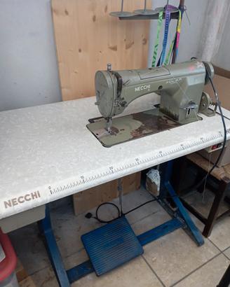 macchina da cucire professionale 