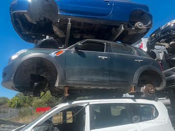 Mini Countryman ricambi