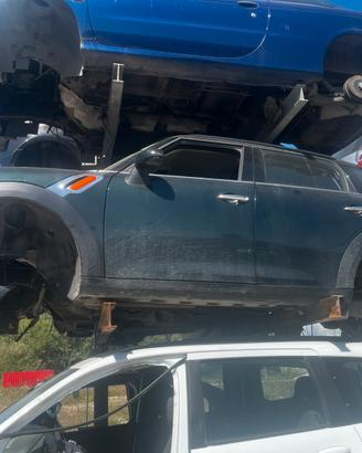 Mini Countryman ricambi