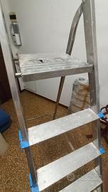 SCALA per lavori domestici