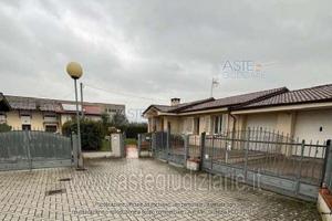 Appartamento Capannori [A4355332]