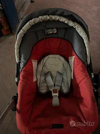 Passeggino Seggiolino ovetto peg perego