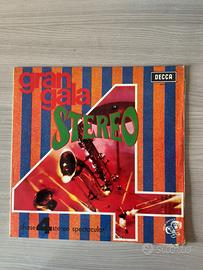 Disco in vinile gran gala stereo 4 decca