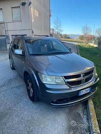 Dodge Journey rumore metallico al motore