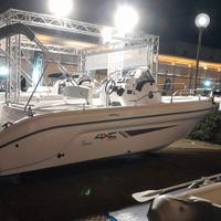 Barca ranieri h22sd con motore honda bf150