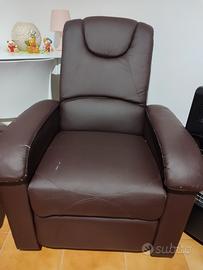 poltrona reclinabile con telecomando 