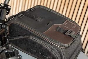 BORSA SERBATOIO MOTO GIVI CRM103 MAGNETICA CINGHIE