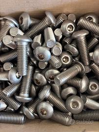 Viti testa bombata M10x30 inox