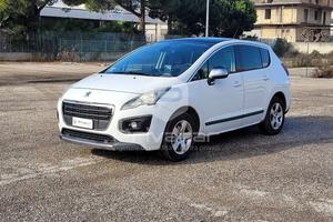 PEUGEOT 3008 1.6 HDi 115CV Business
