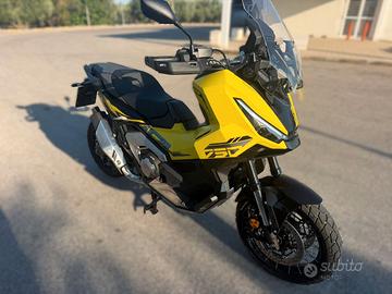 HONDA X-ADV 750