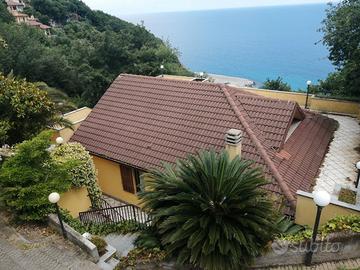 Villa a Bergeggi sul mare 6/8 posti letto