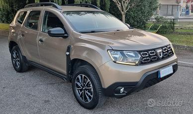 Dacia Duster 1.6 SCe 4x2 Essential