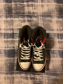 Converse invernali grigie