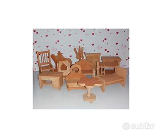 Casetta delle bambole mobili di legno