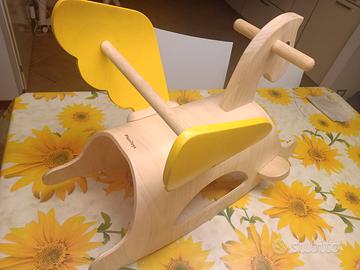 cavallo in legno plantoys