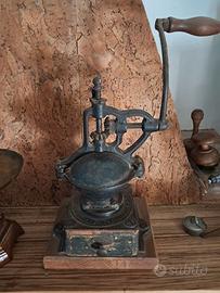 Macinino | macina caffè antico