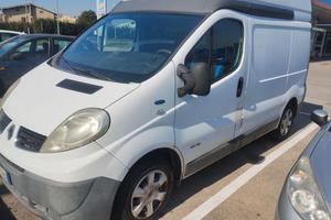 Renault trafic tetto alto anno 2009