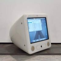 Apple eMac 17 G4 completo