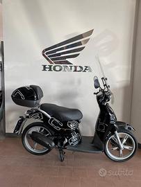 Aprilia Scarabeo 50 4t