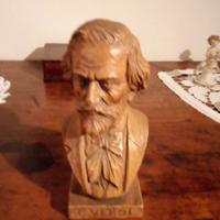 Sopramobile  busto di VERDI