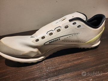 Scarpe chiodate (6 chiodi) per atletica - TG. 45,5