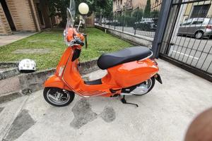 Vespa 125 - Primavera 2024