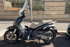 Scooter Piaggio Tourer