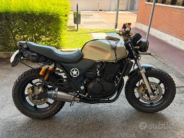 Honda cb 500 café racer
