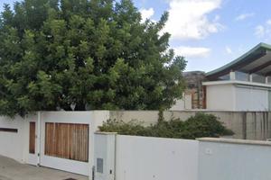 Immobile in asta di 568 m² con più di 5 locali a O