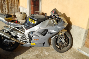 Yamaha R1 2000 - ULTIMA A CARBURATORI