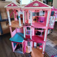 casa di Barbie e giochi vari