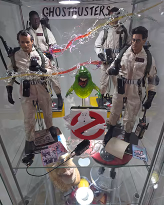 ghostbusters e hot toys varie