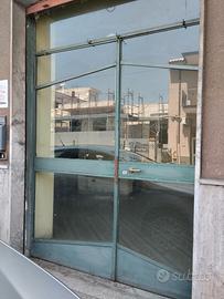 Locale ad uso negozio o ufficio