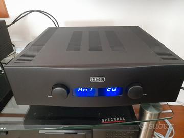 Hegel H 360 amplificatore con DAC