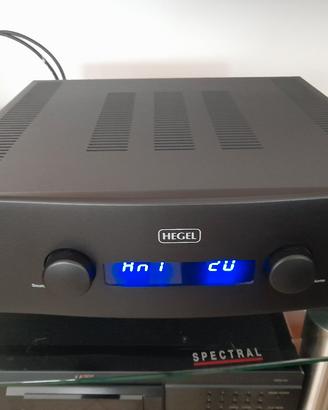 Hegel H 360 amplificatore con DAC