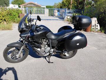 Honda Transalp 700 (2010) km 41169 Full Optional