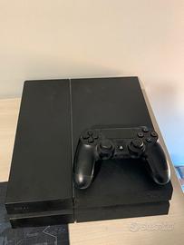 Playstation 4 500gb + Dualshock+ 5 giochi