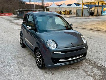 Minicar anno 2017 Ligier Diesel 2 posti da 14 anni