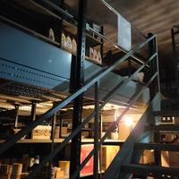 Soppalco 50 mq + scaffalature 150 m +montaggio