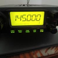 Icom ic208e