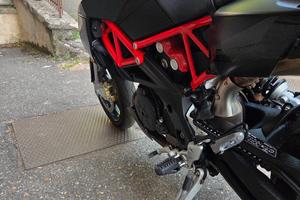 Aprilia dorsoduro 900