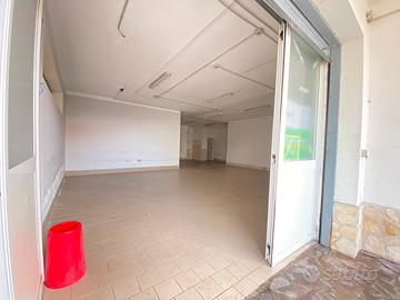 Locale 100MQ Via Arco Sant'Antonio FL355