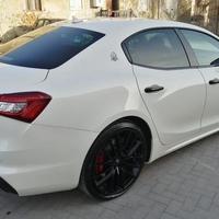 Maserati Ghibli V6 430 CV Q4 Gransport