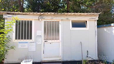 Prefabbricato uso spogliatoio bagno