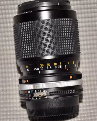 Nikon zoom 35-105 MF Ais f 3,5-4,4