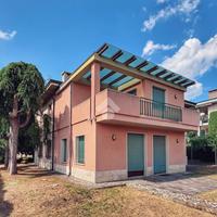 VILLA SINGOLA A CASTIGLIONE DELLE STIVIERE