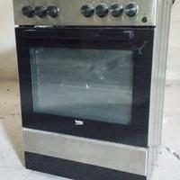 Forno elettrico Beko con 4 fuochi