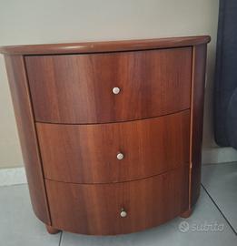 Coppia Comodini Curvi in Legno a 3 Cassetti