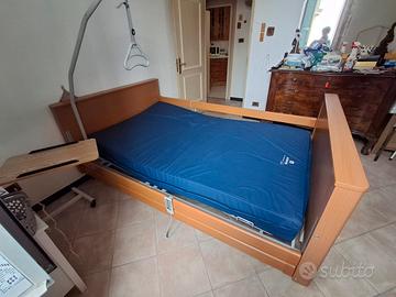 Letto elettrico per anziani e disabili