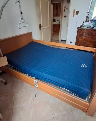 Letto elettrico per anziani e disabili